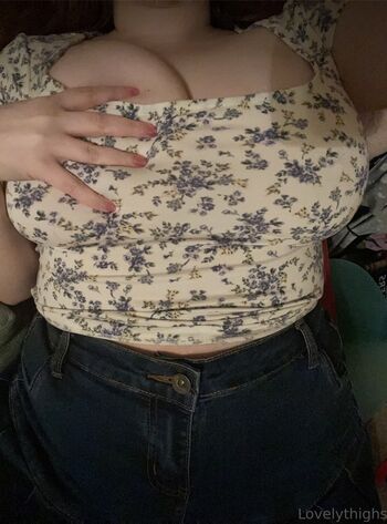 Full leaked Lovelythighs private photo