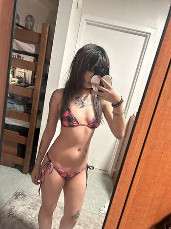 Full leaked Lovemeize private photo