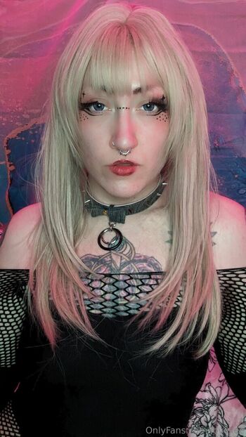Full leaked Lovexee private photo