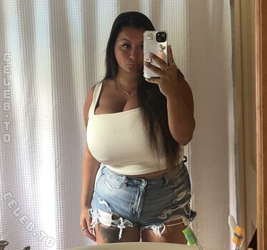 Full leaked Lowrymae private photo