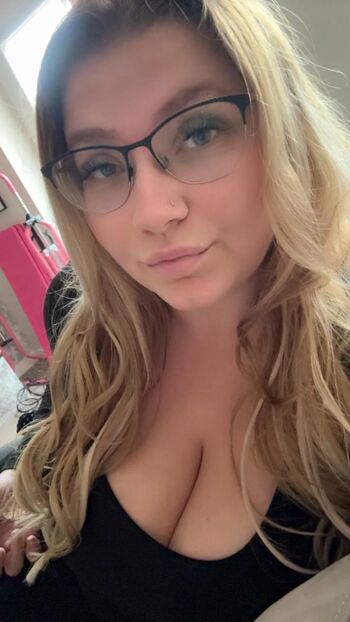 Full leaked Lucieloubabe private photo