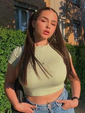 Full leaked Lucile private photo