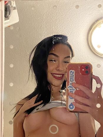 Full leaked Lucindaa private photo