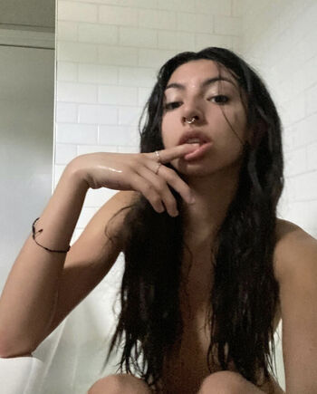 Full leaked Luckyrainee private photo