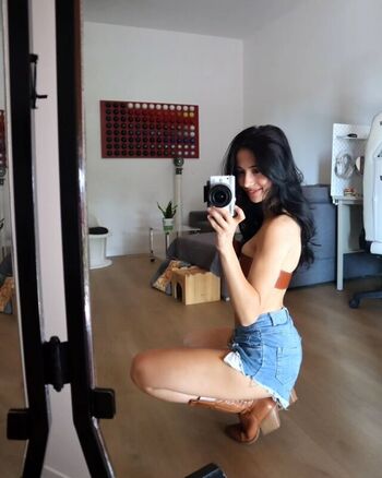 Full leaked Lucrelisa private photo