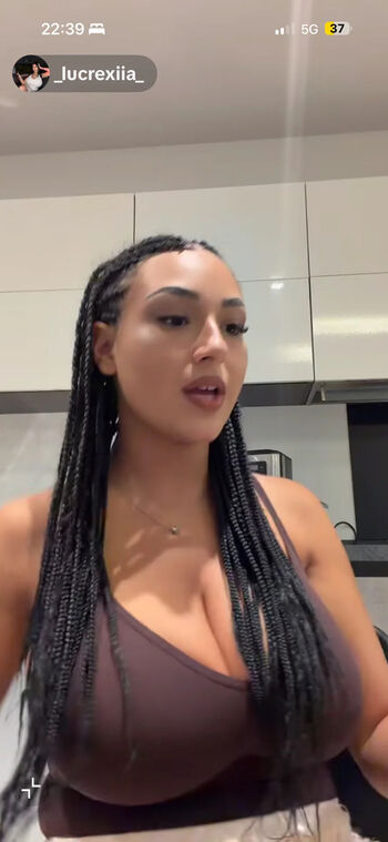 Full leaked Lucrexiia private photo