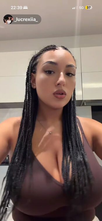Full leaked Lucrexiia private photo