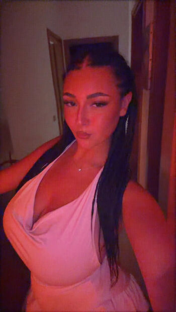 Full leaked Lucrexiia private photo