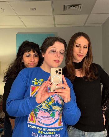 Full leaked Lucy dacus private photo