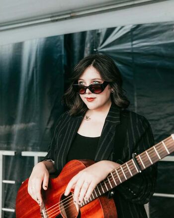 Full leaked Lucy dacus private photo
