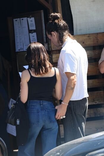 Full leaked Lucy hale private photo