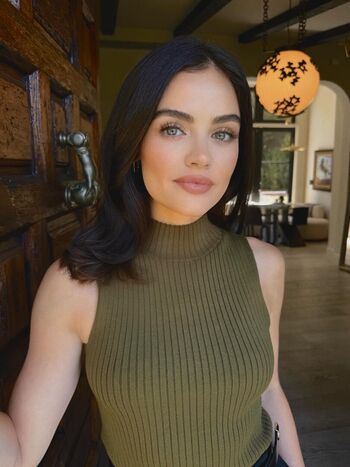 Full leaked Lucy hale private photo