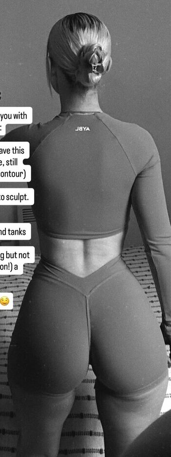 Full leaked Lucycombe private photo
