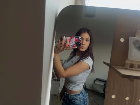 Full leaked Lucyy moss private photo