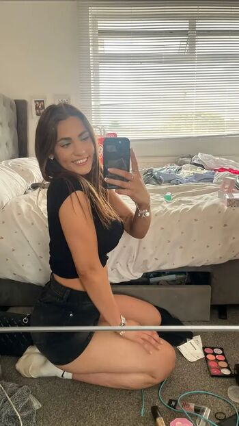 Full leaked Lucyy moss private photo