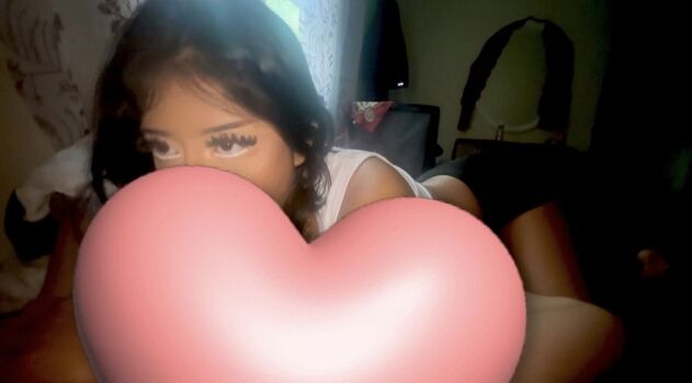 Full leaked Luhxhoney private photo