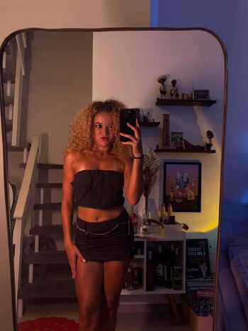 Full leaked Luiza goes private photo