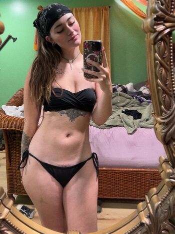 Full leaked Lula crow private photo