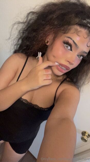 Full leaked Lulhunny page private photo