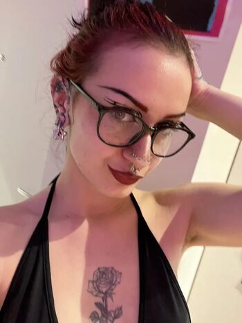 Full leaked Lunalacoquine private photo