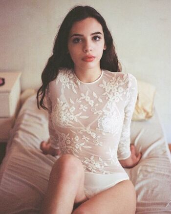 Full leaked Lunasereena page private photo