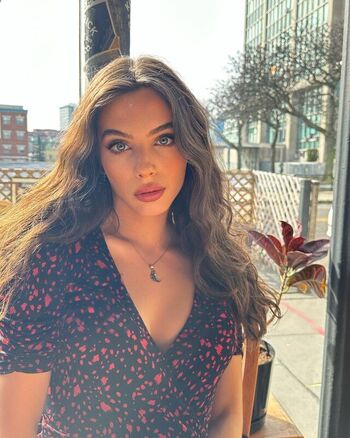 Full leaked Lunasereena page private photo