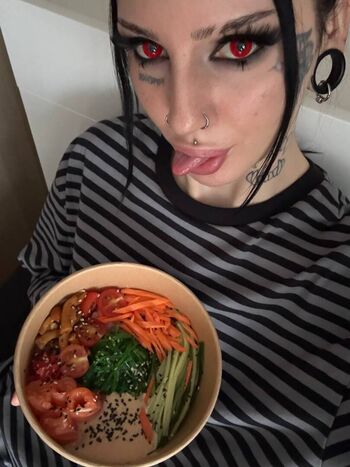 Full leaked Lustdrago private photo