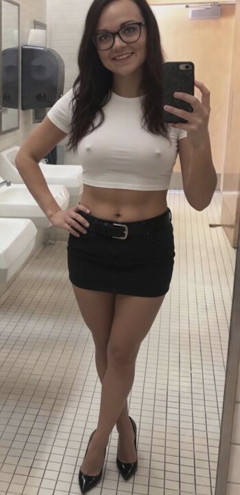 Full leaked Lustyysynn private photo