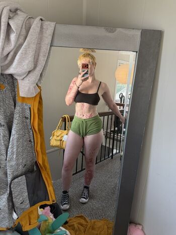 Full leaked Luvliii private photo