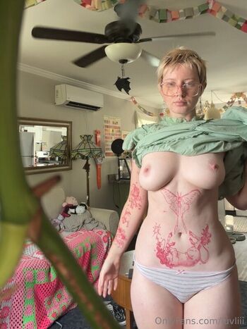 Full leaked Luvliii private photo