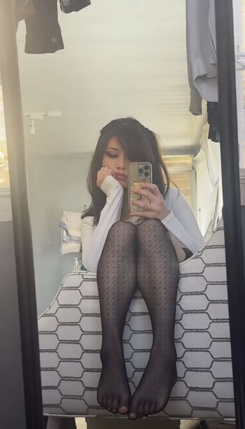 Full leaked Luvlyyy y private photo