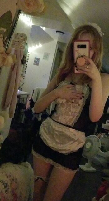Full leaked Luvmepleas private photo