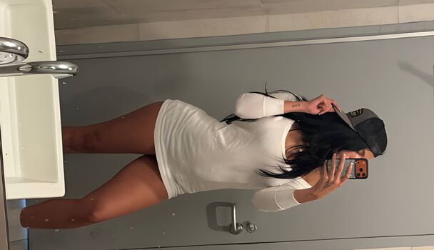 Full leaked Luvstruck  page private photo