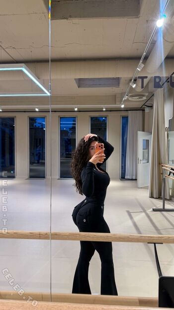 Full leaked Lya aylin private photo