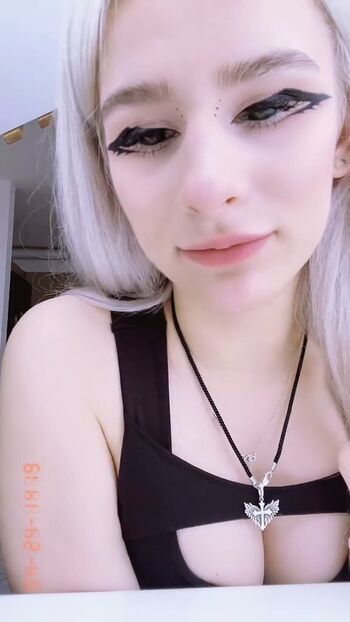 Full leaked Lyalechkkaaa private photo