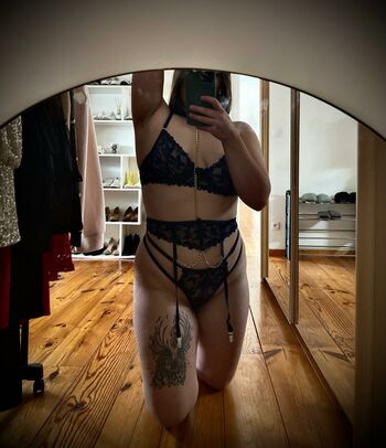 Full leaked Lybertine private photo