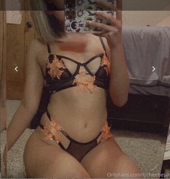 Full leaked Lycheebobaxo private photo