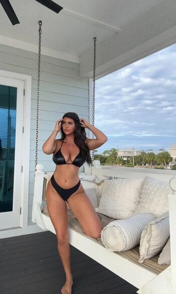 Full leaked Lydia hollis private photo