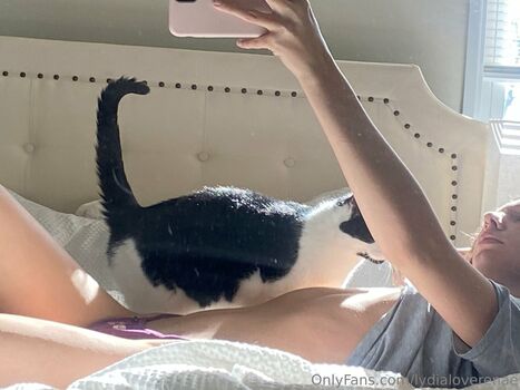 Full leaked Lydialoverenae private photo