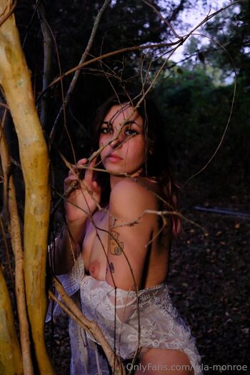 Full leaked Lyla monroe private photo