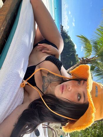 Full leaked Lyna com private photo