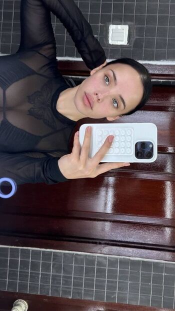 Full leaked Lyna com private photo