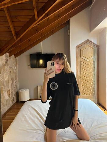Full leaked Lynareid private photo