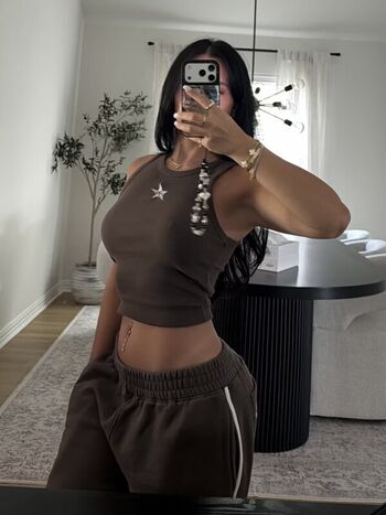 Full leaked Lynn kainoa private photo