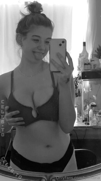 Full leaked Lynntoria private photo