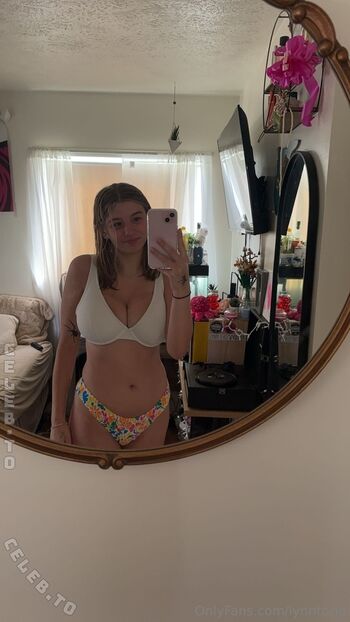 Full leaked Lynntoria private photo