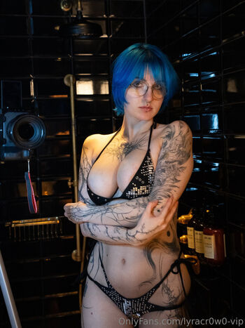 Lyra Crow