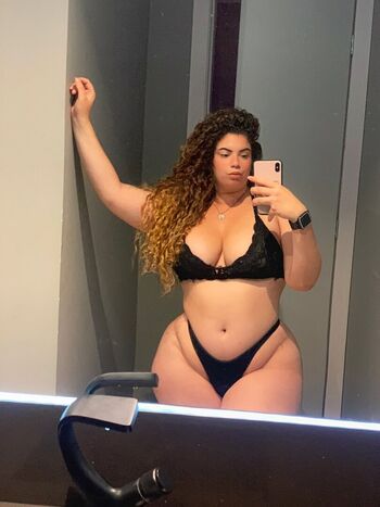 Full leaked Lyrielpassos private photo