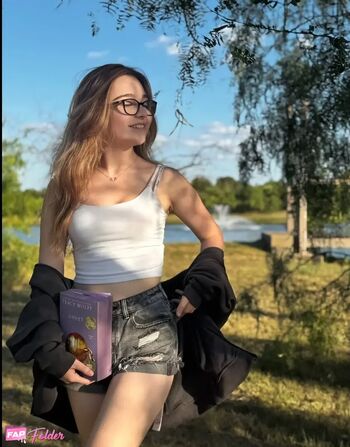 Full leaked Lys saurora private photo