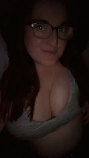 Full leaked Lyss unbothered private photo